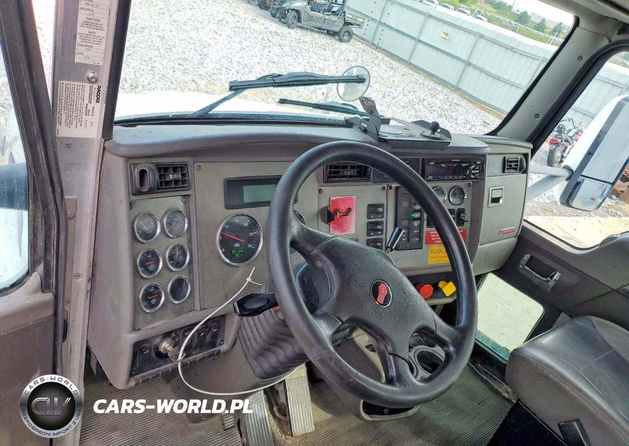 2016 Kenworth Construction T370 VIN:2XKHAJ8XXGM497129 - 8