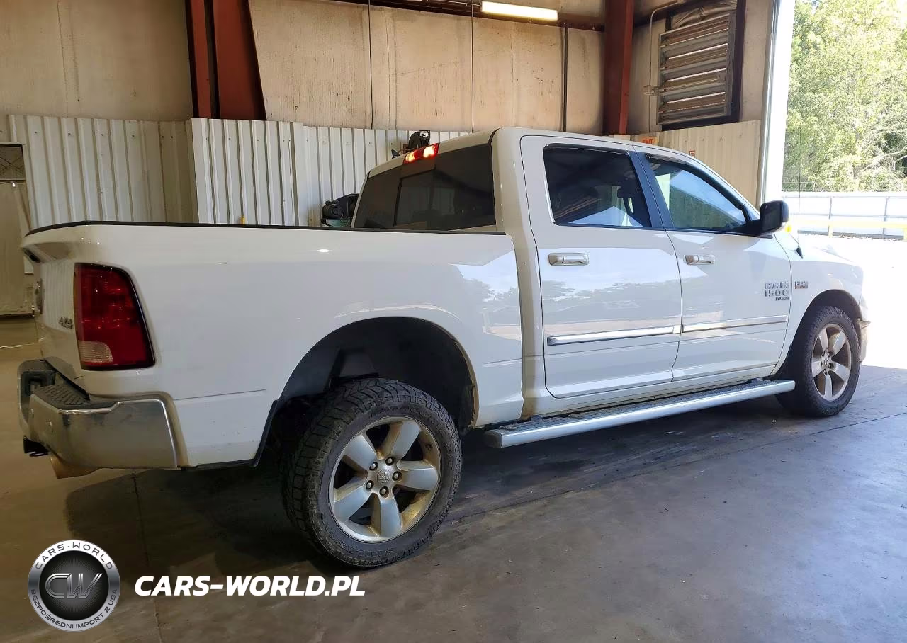 2019 Ram 1500 Classic Slt VIN:1C6RR7LT3KS579334 - 3