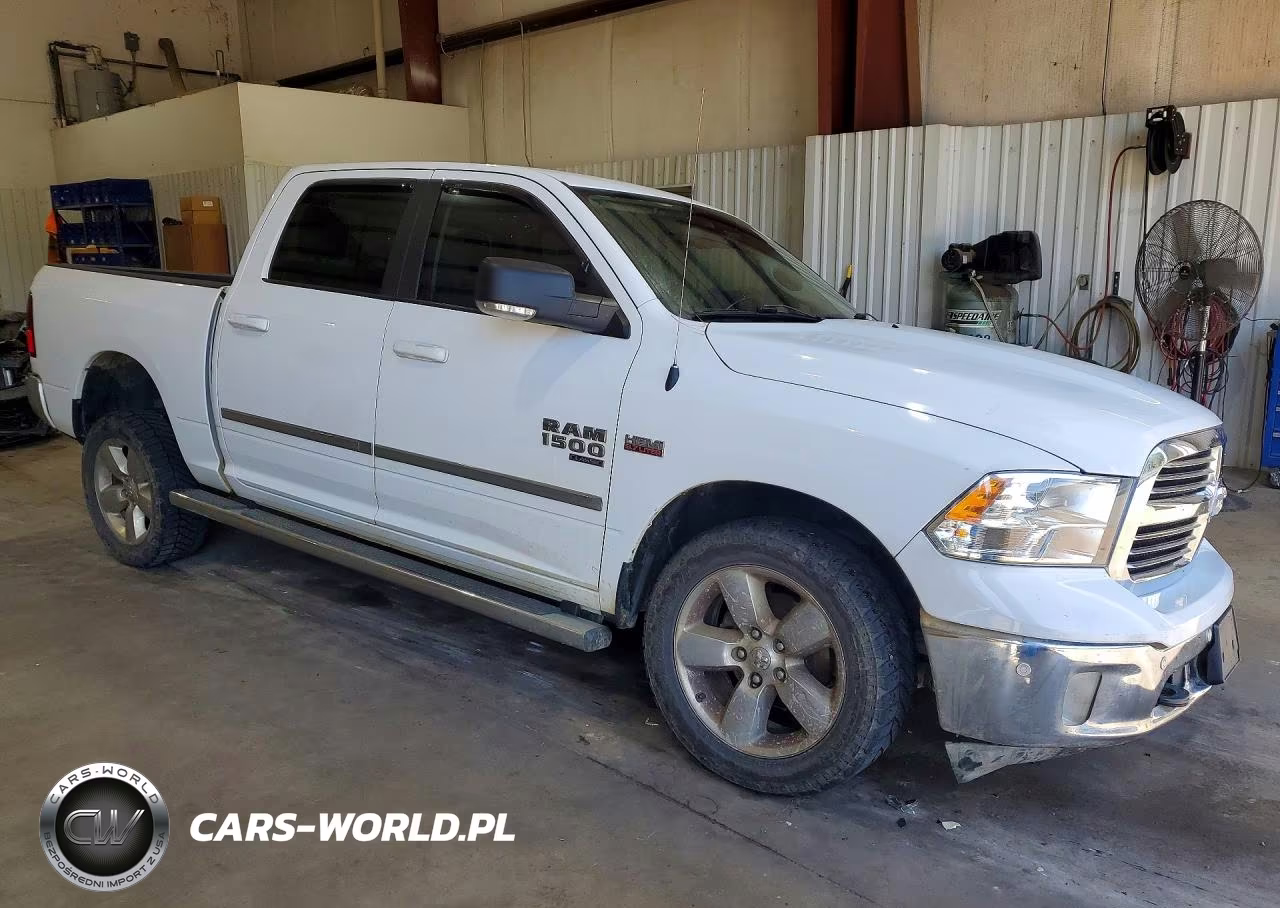 2019 Ram 1500 Classic Slt VIN:1C6RR7LT3KS579334 - 4