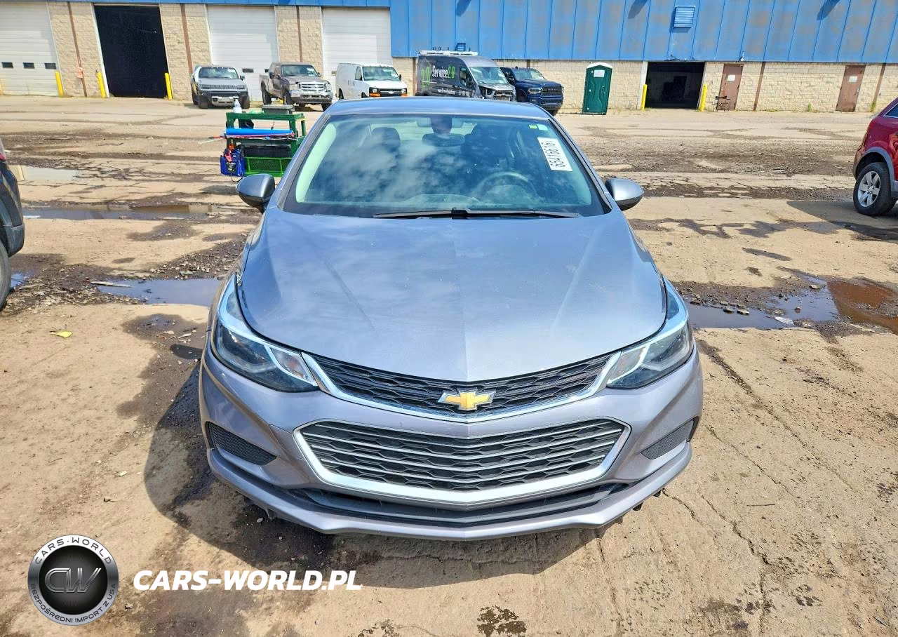 2018 Chevrolet Cruze Lt VIN:1G1BE5SM5J7245658 - 5