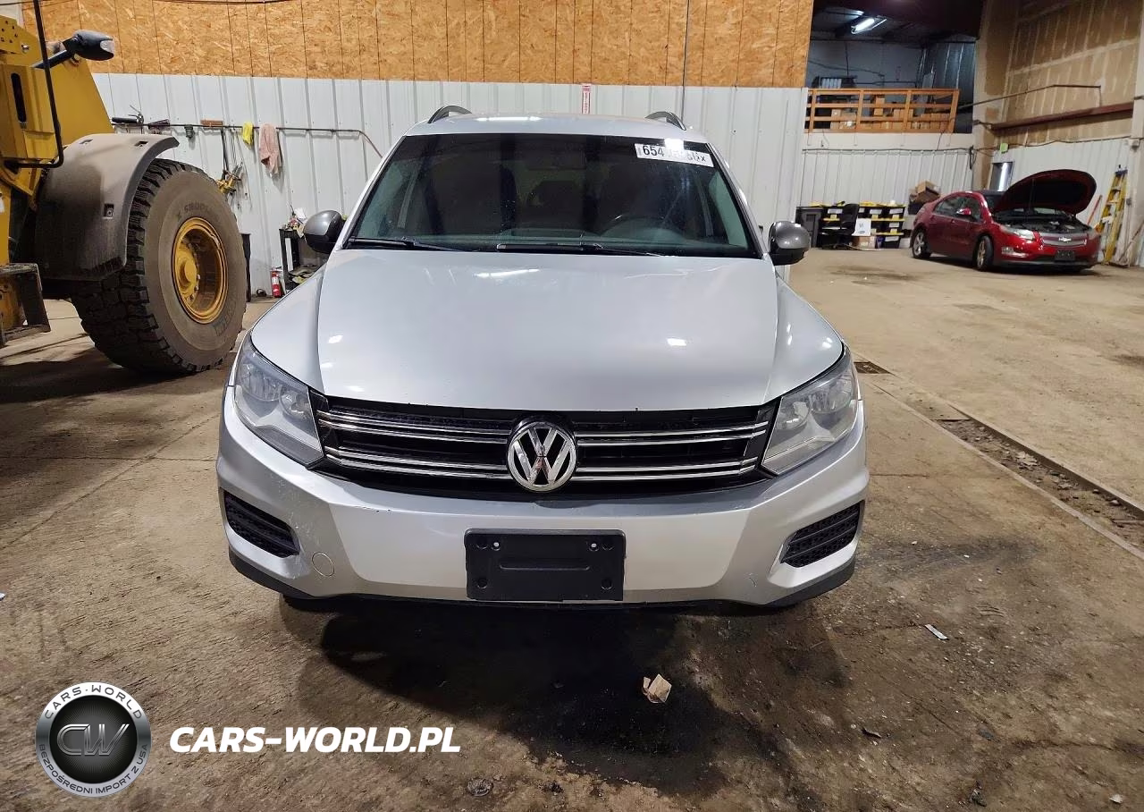 2015 Volkswagen Tiguan S VIN:WVGBV7AX0FW585467 - 5