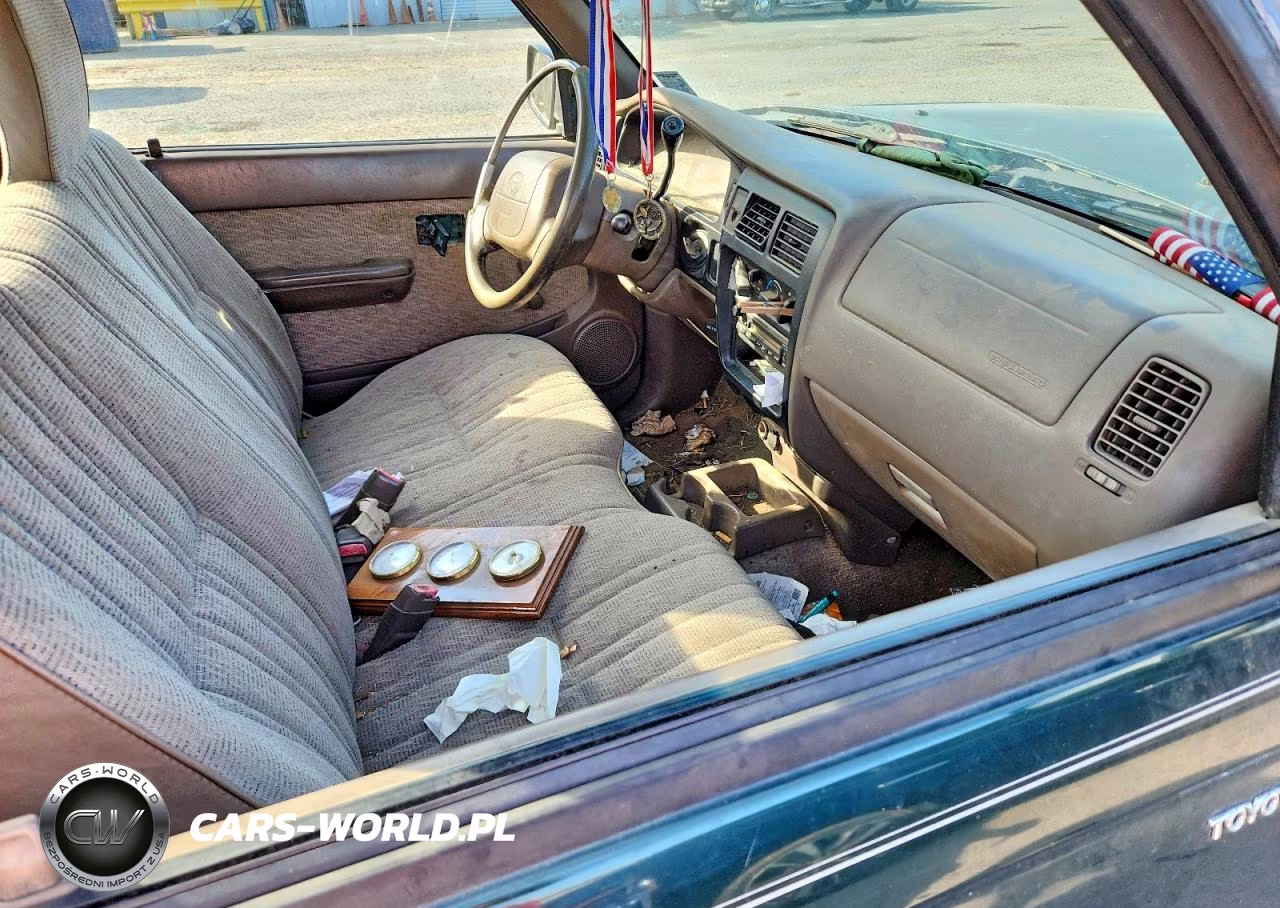 1999 Toyota Tacoma Base VIN:4TANL42NXXZ501198 - 7