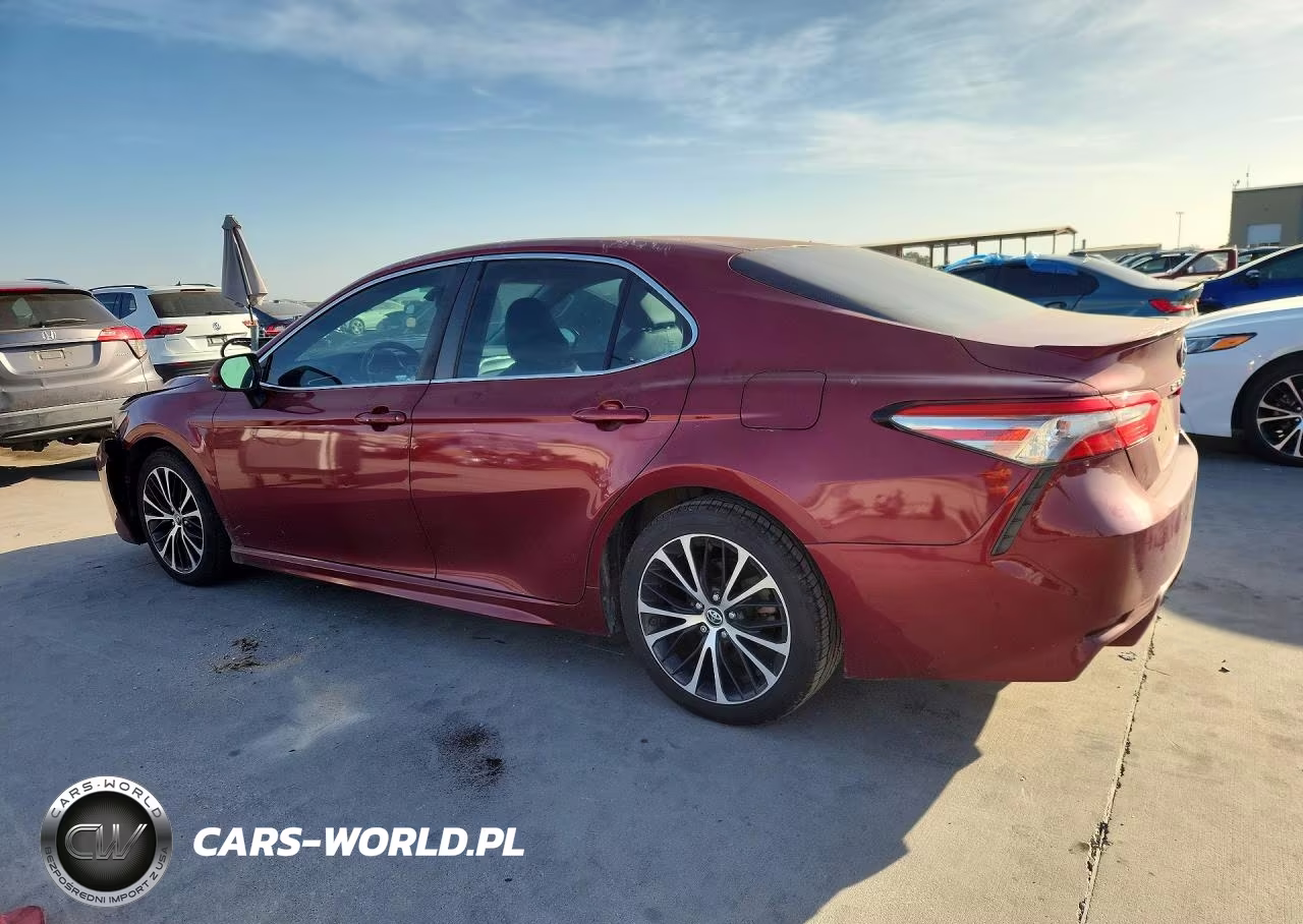 2018 Toyota Camry Se VIN:4T1B11HKXJU565492 - 2
