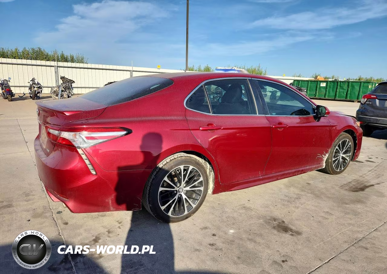 2018 Toyota Camry Se VIN:4T1B11HKXJU565492 - 3