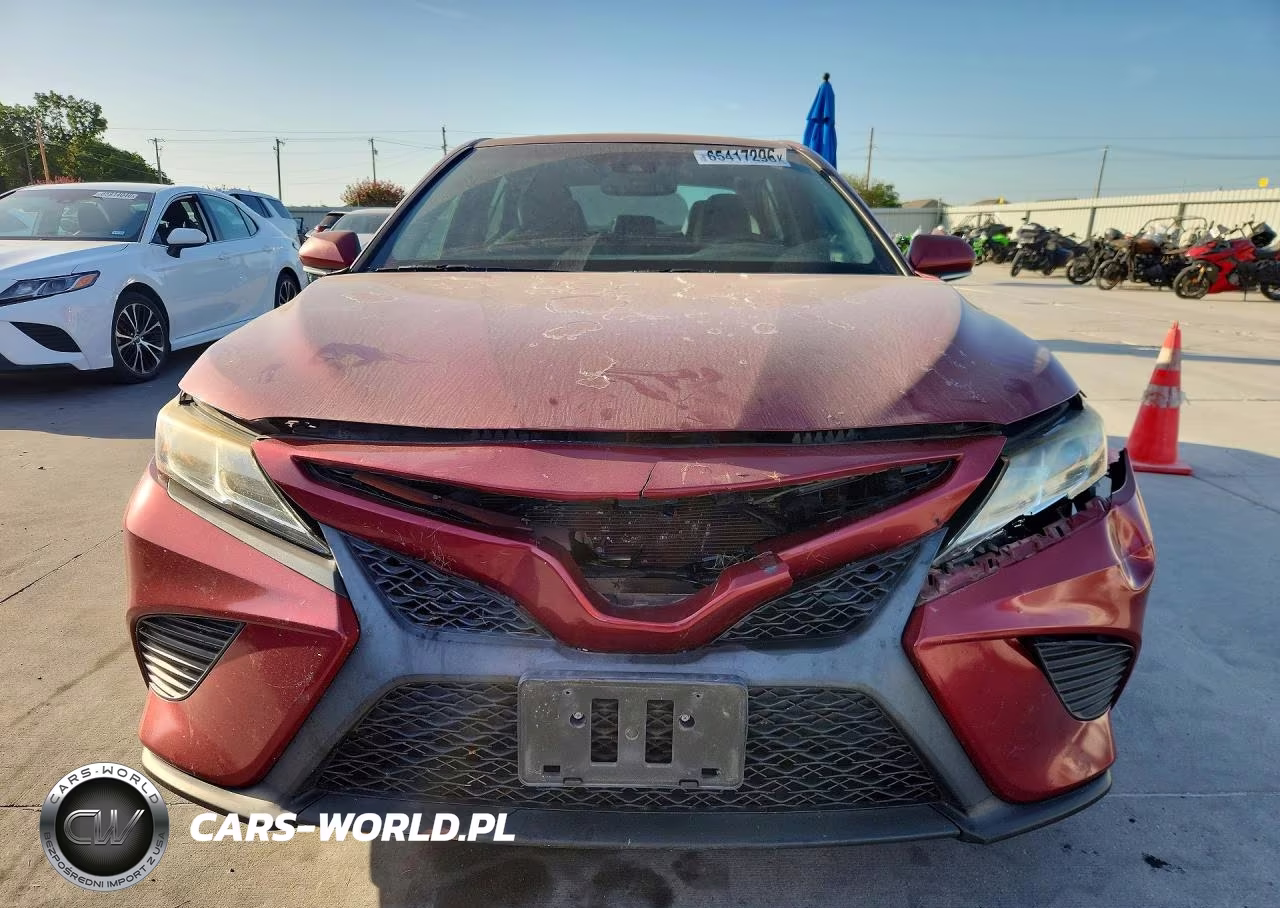 2018 Toyota Camry Se VIN:4T1B11HKXJU565492 - 5