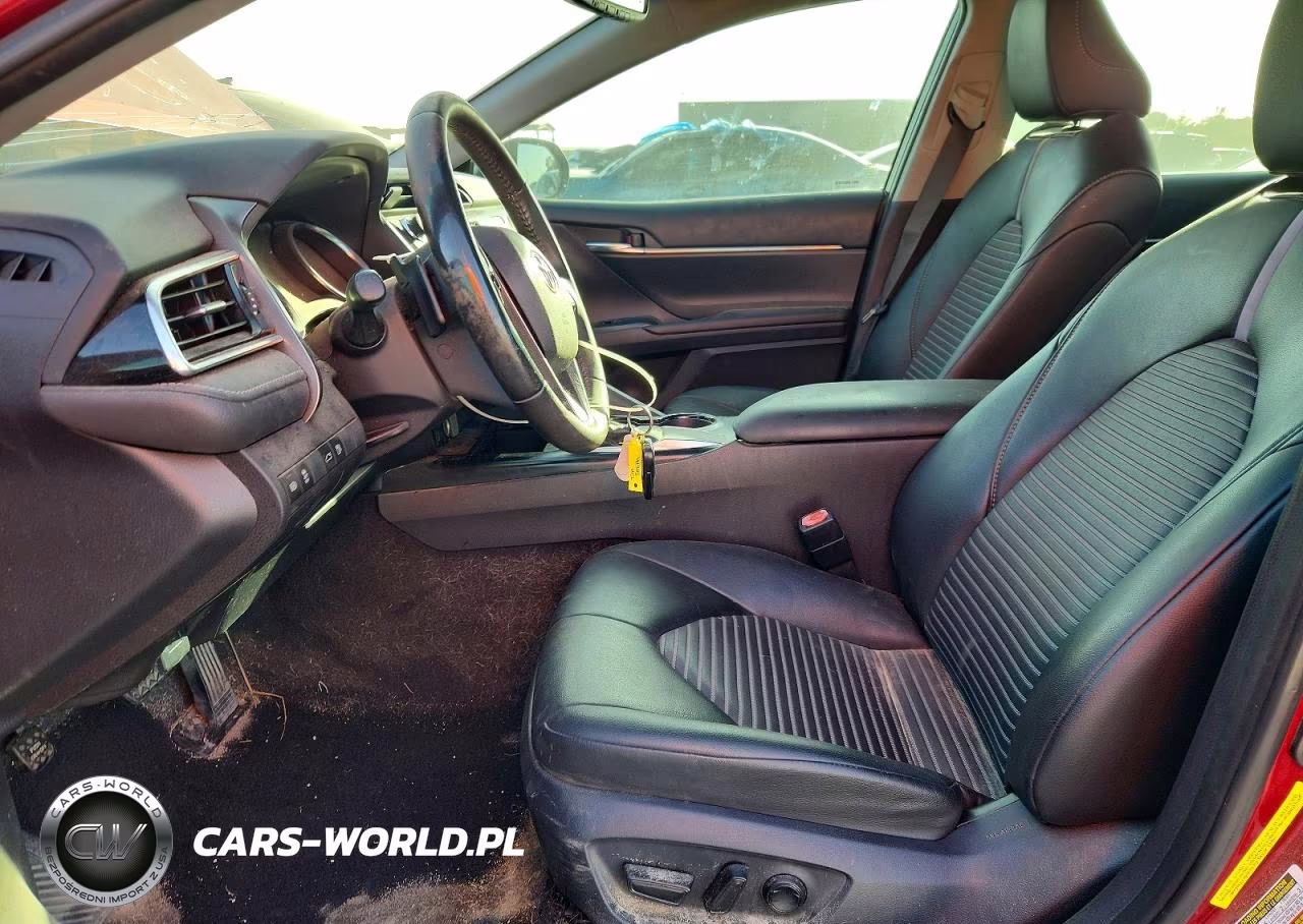 2018 Toyota Camry Se VIN:4T1B11HKXJU565492 - 7