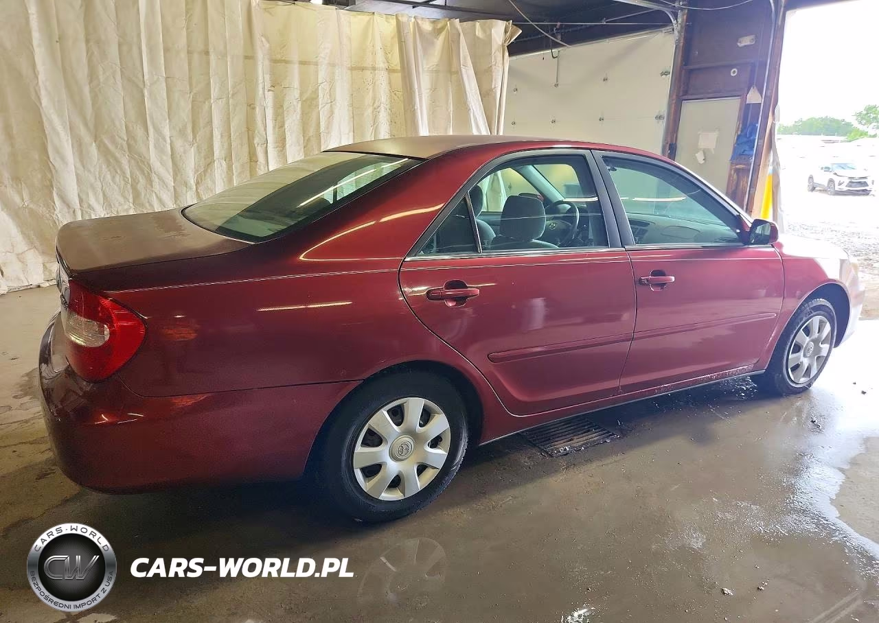 2003 Toyota Camry Le VIN:4T1BE32K23U245241 - 3