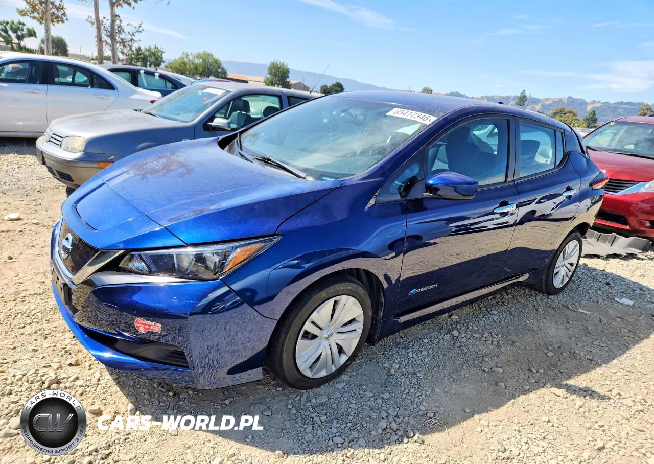 2018 Nissan Leaf S VIN:1N4AZ1CP8JC301243 - 1