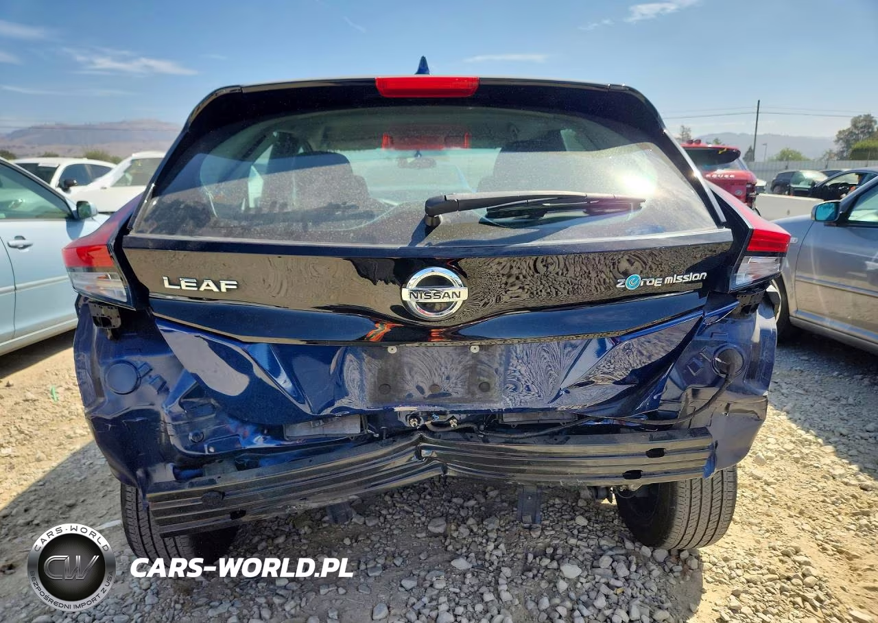 2018 Nissan Leaf S VIN:1N4AZ1CP8JC301243 - 6