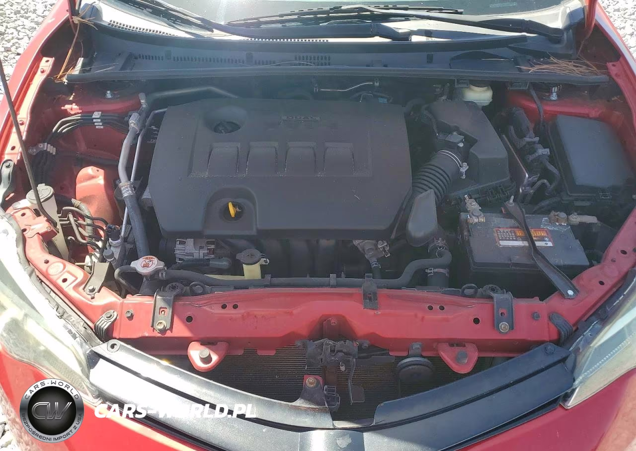 2018 Toyota Corolla Le VIN:5YFBURHE8JP770522 - 11