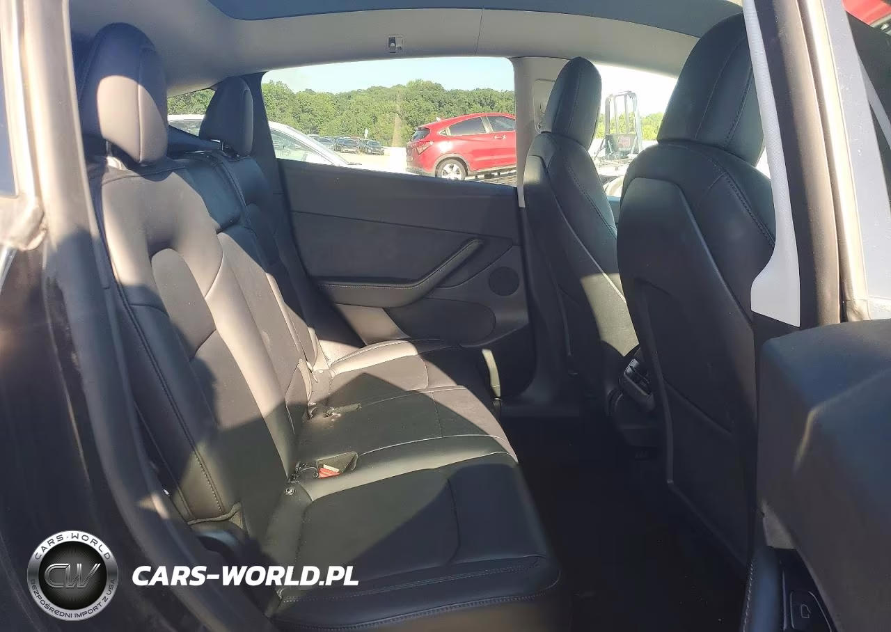 2021 Tesla Model Y VIN:5YJYGDEE4MF094479 - 10