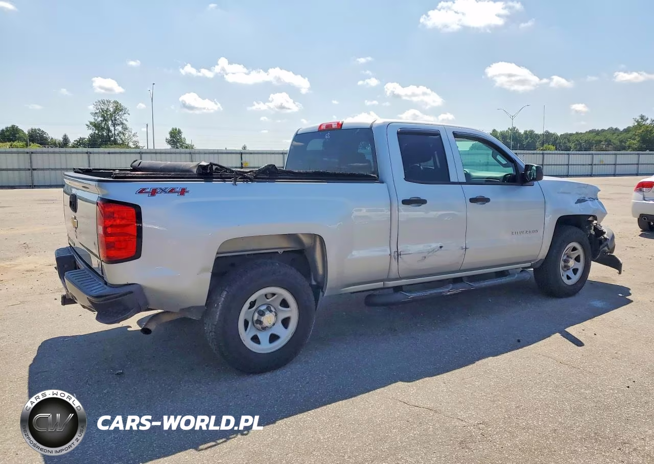 2015 Chevrolet Silverado K1500 VIN:1GCVKPEH0FZ163792 - 3