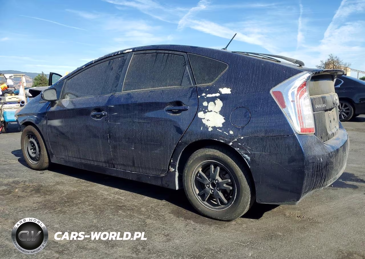 2015 Toyota Prius Two VIN:JTDKN3DUXF1911268 - 2