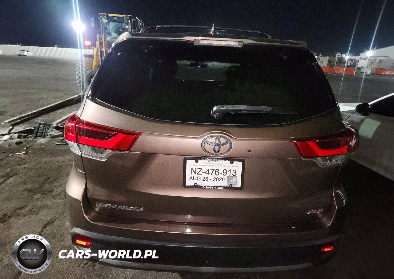 2017 Toyota Highlander Xle VIN:5TDKZRFH3HS206986 - 6