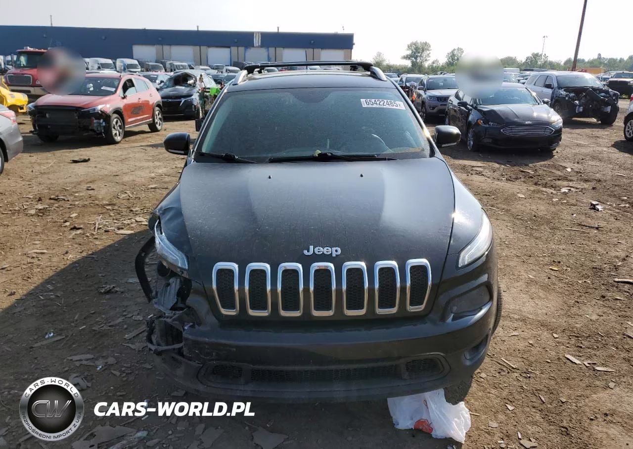 2014 Jeep Cherokee Latitude VIN:1C4PJMCS8EW254401 - 5