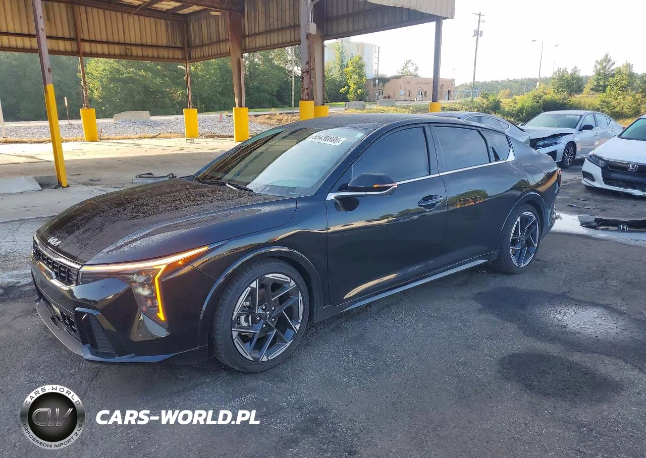 2025 Kia K4 Gt Line – zdjęcie 1 z 12