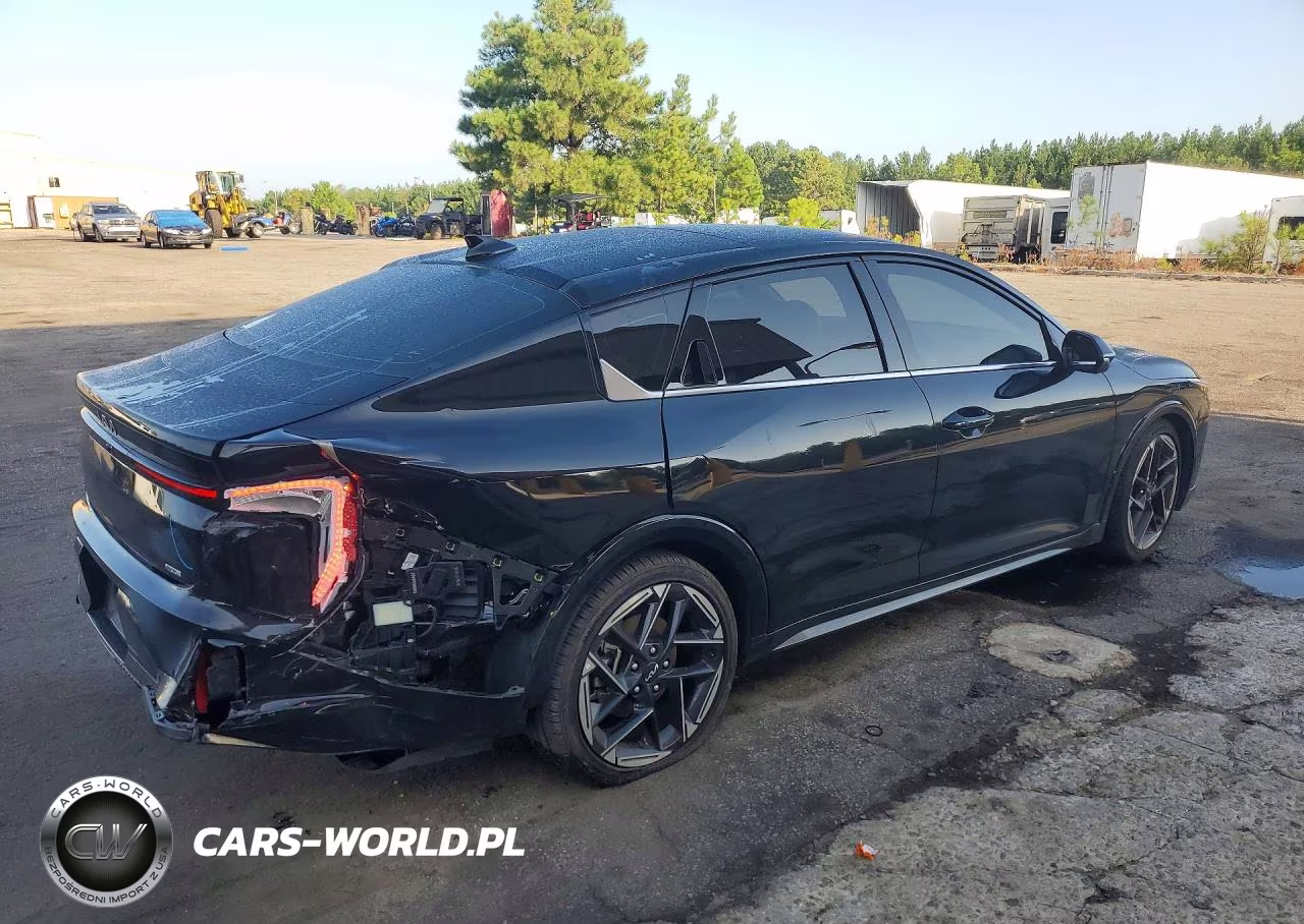 2025 Kia K4 Gt Line VIN:3KPFW4DE5SE152078 - 3