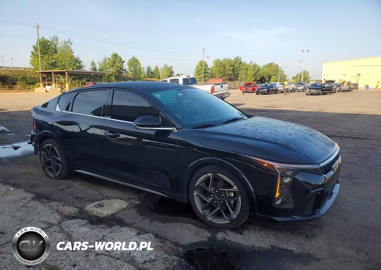 2025 Kia K4 Gt Line VIN:3KPFW4DE5SE152078 - 4
