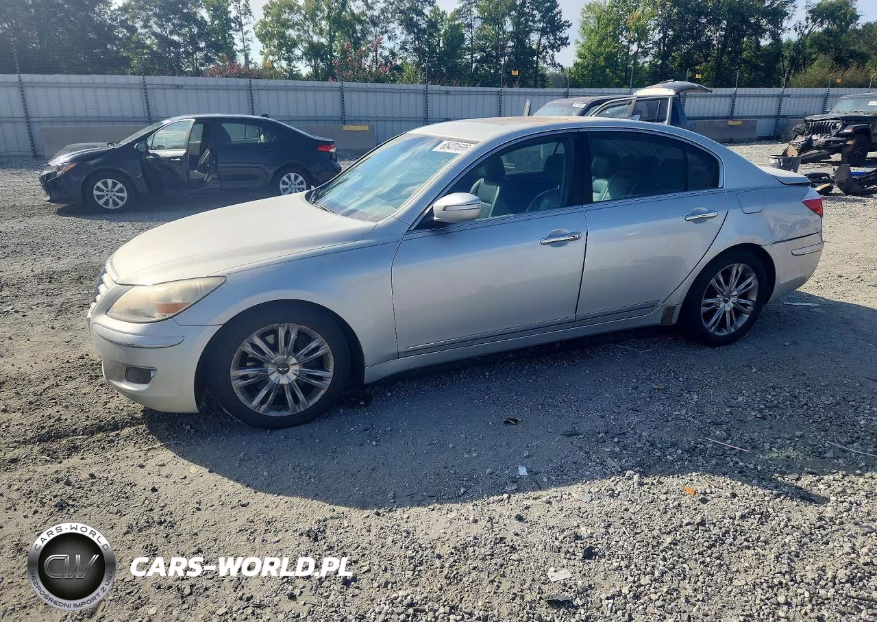 2011 Hyundai Genesis 4.6L VIN:KMHGC4DF8BU132961 - 1