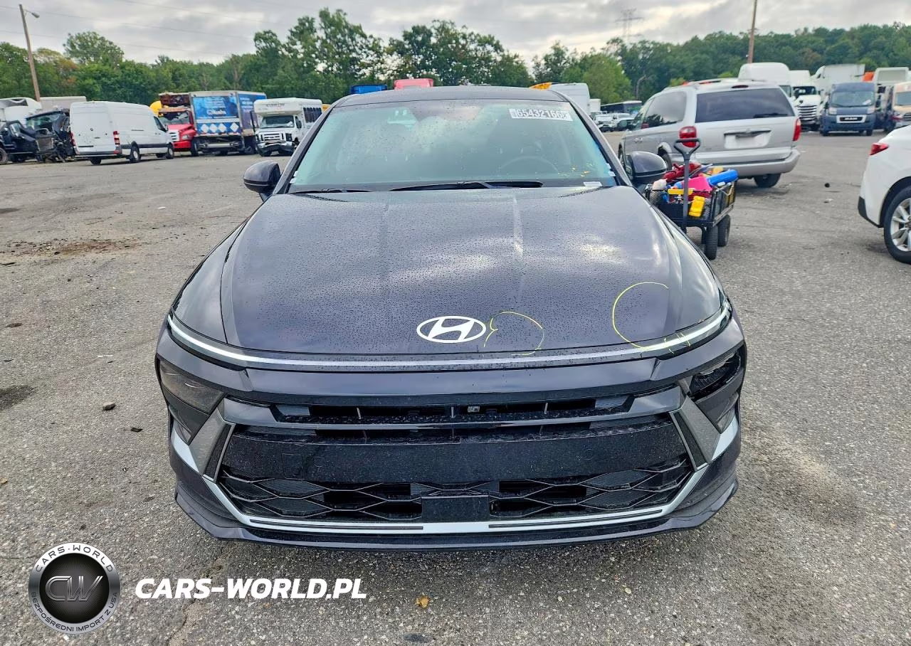2026 Hyundai Sonata Hybrid Blue VIN:KMHL24JJ7TA163082 - 5