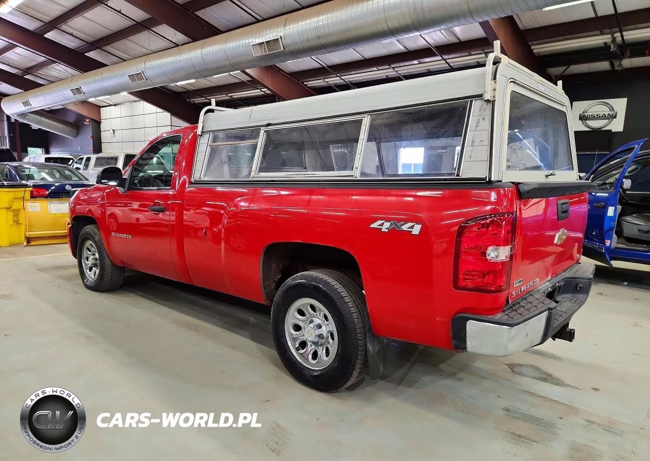 2010 Chevrolet Silverado K1500 VIN:1GCPKPEA3AZ153973 - 2