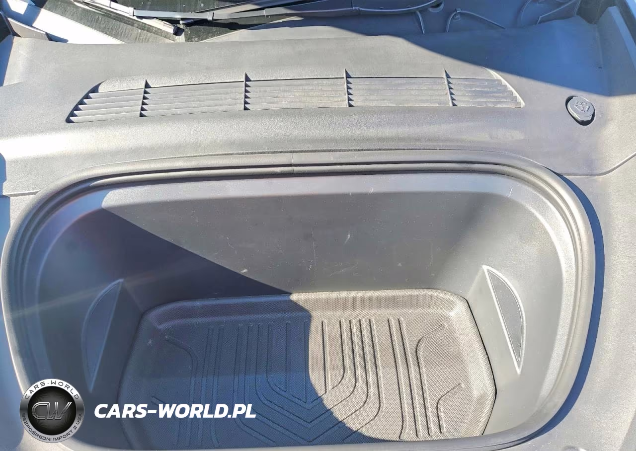 2023 Tesla Model Y VIN:7SAYGAEE1PF927919 - 11