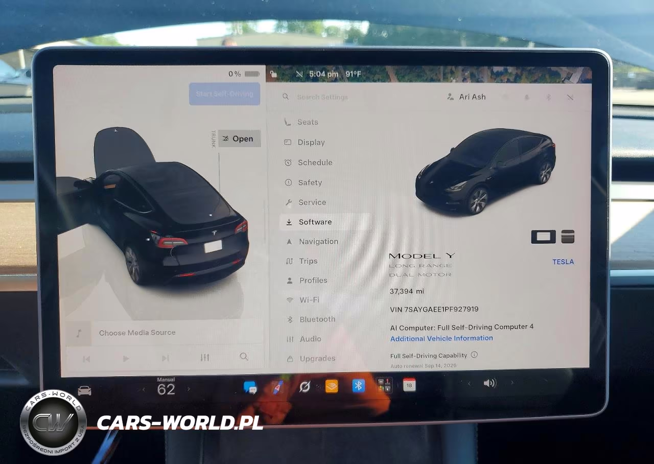 2023 Tesla Model Y VIN:7SAYGAEE1PF927919 - 9