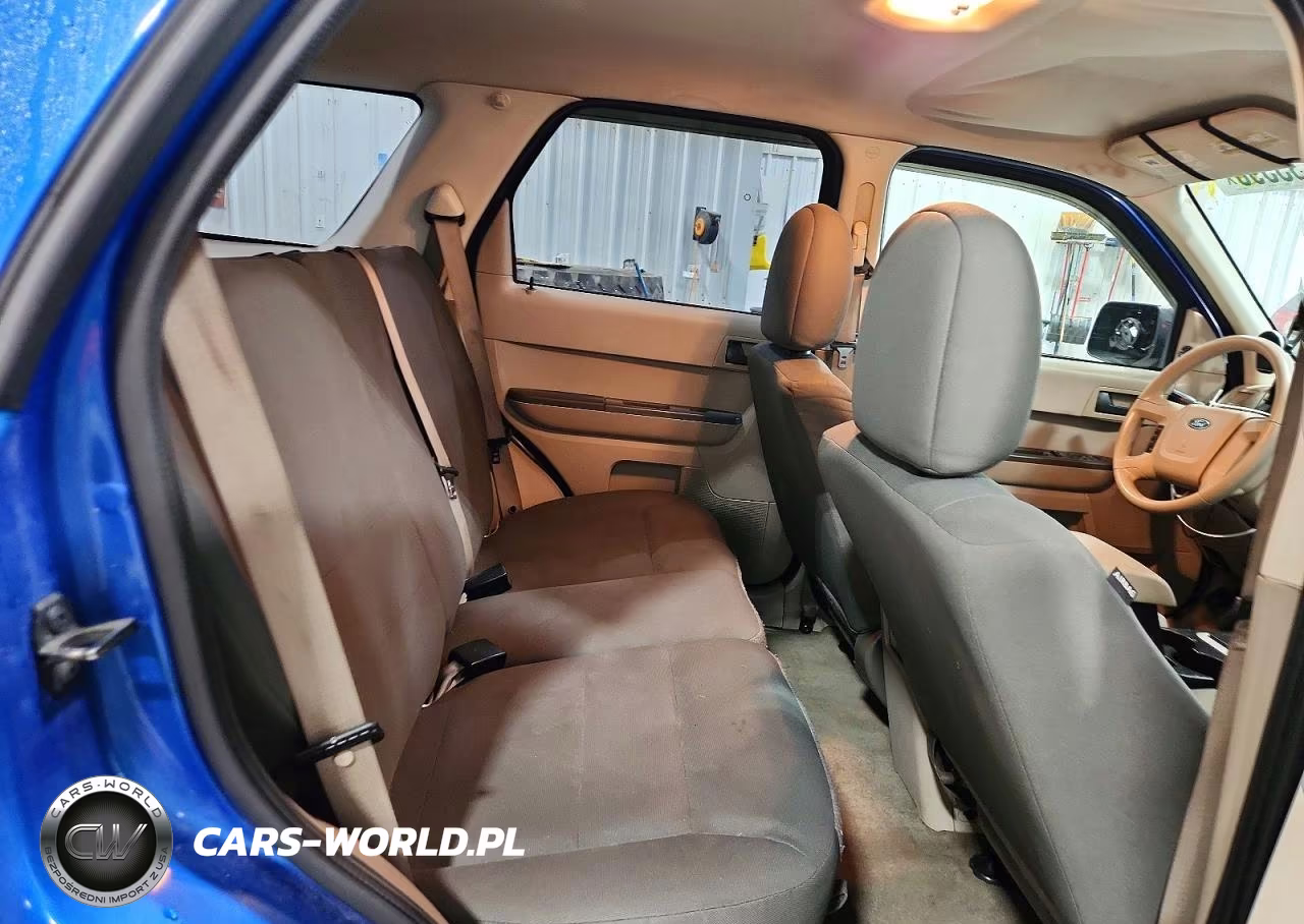 2011 Ford Escape Xls VIN:1FMCU9C7XBKA61096 - 11