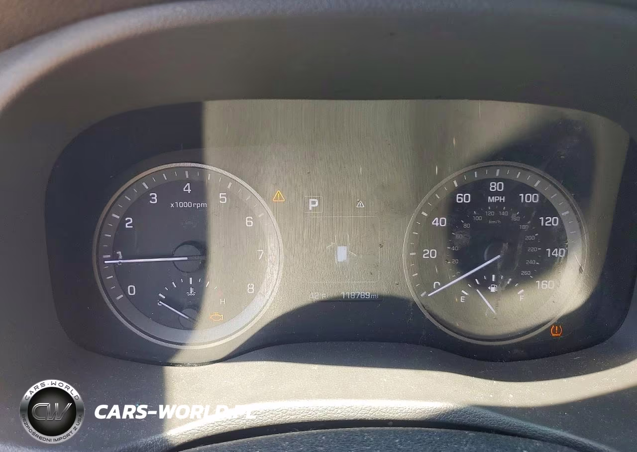 2016 Hyundai Tucson Se VIN:KM8J3CA42GU022417 - 9