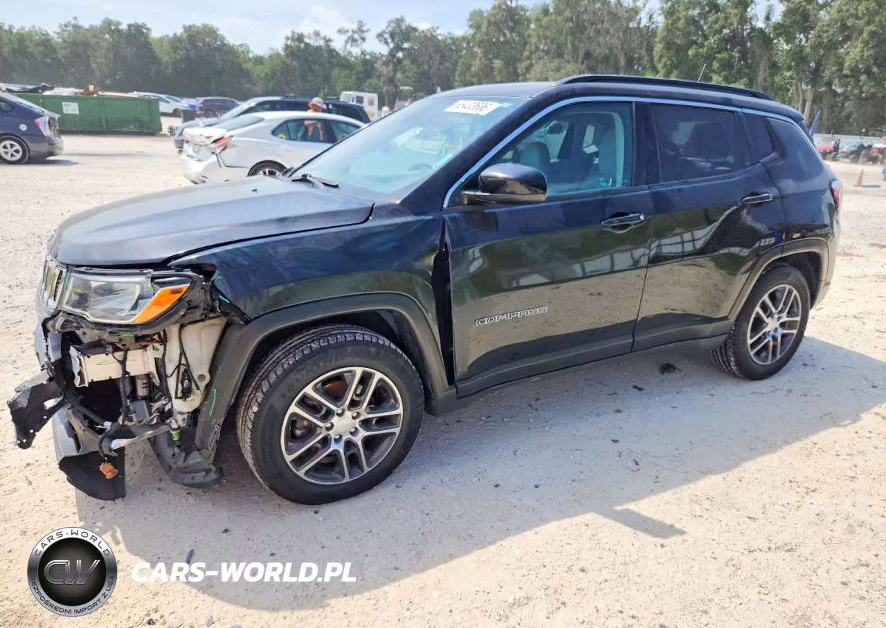 2019 Jeep Compass Latitude – zdjęcie 1 z 13
