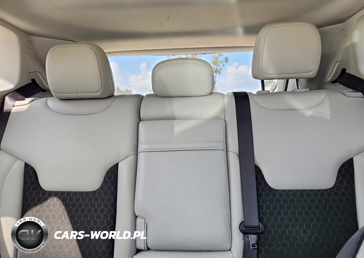 2019 Jeep Compass Latitude VIN:3C4NJCBB3KT730588 - 10