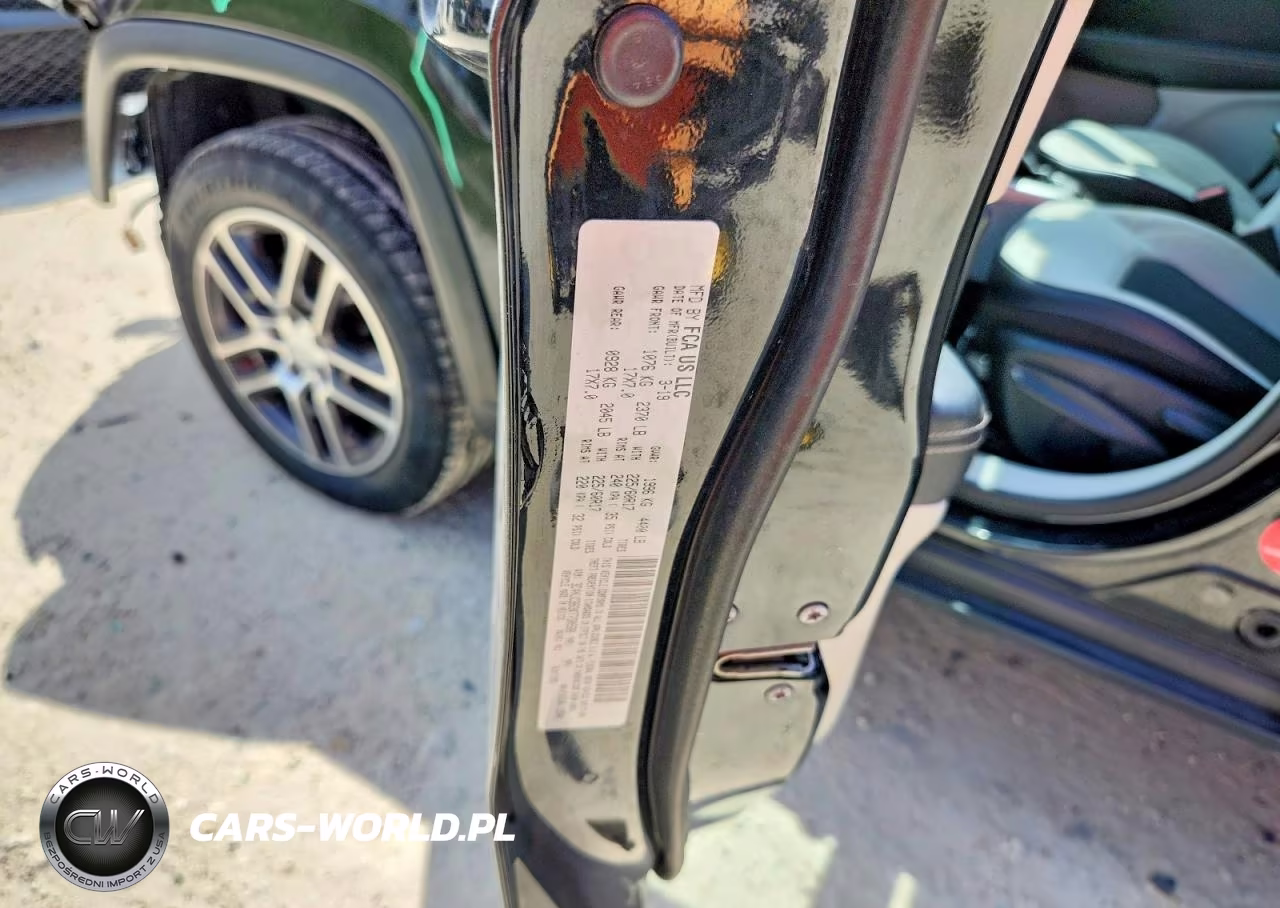2019 Jeep Compass Latitude VIN:3C4NJCBB3KT730588 - 13