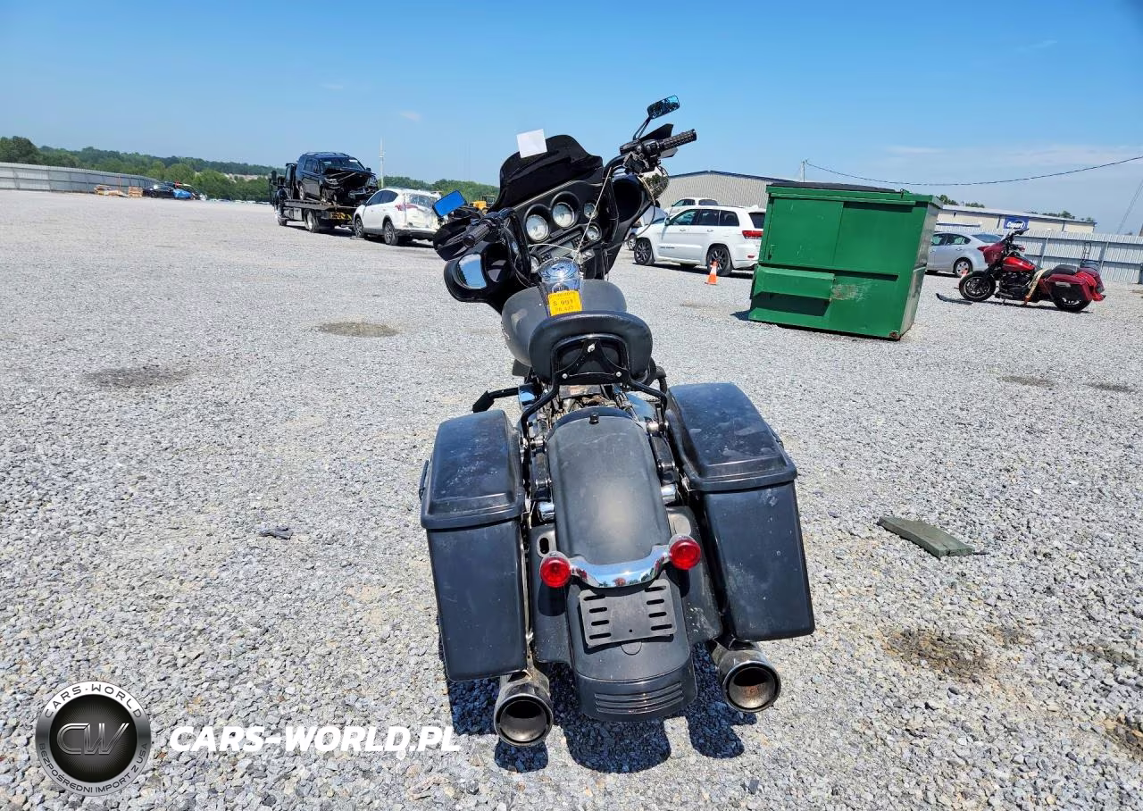 2012 Harley-Davidson Flhx Street Glide VIN:1HD1KBM13CB662787 - 4