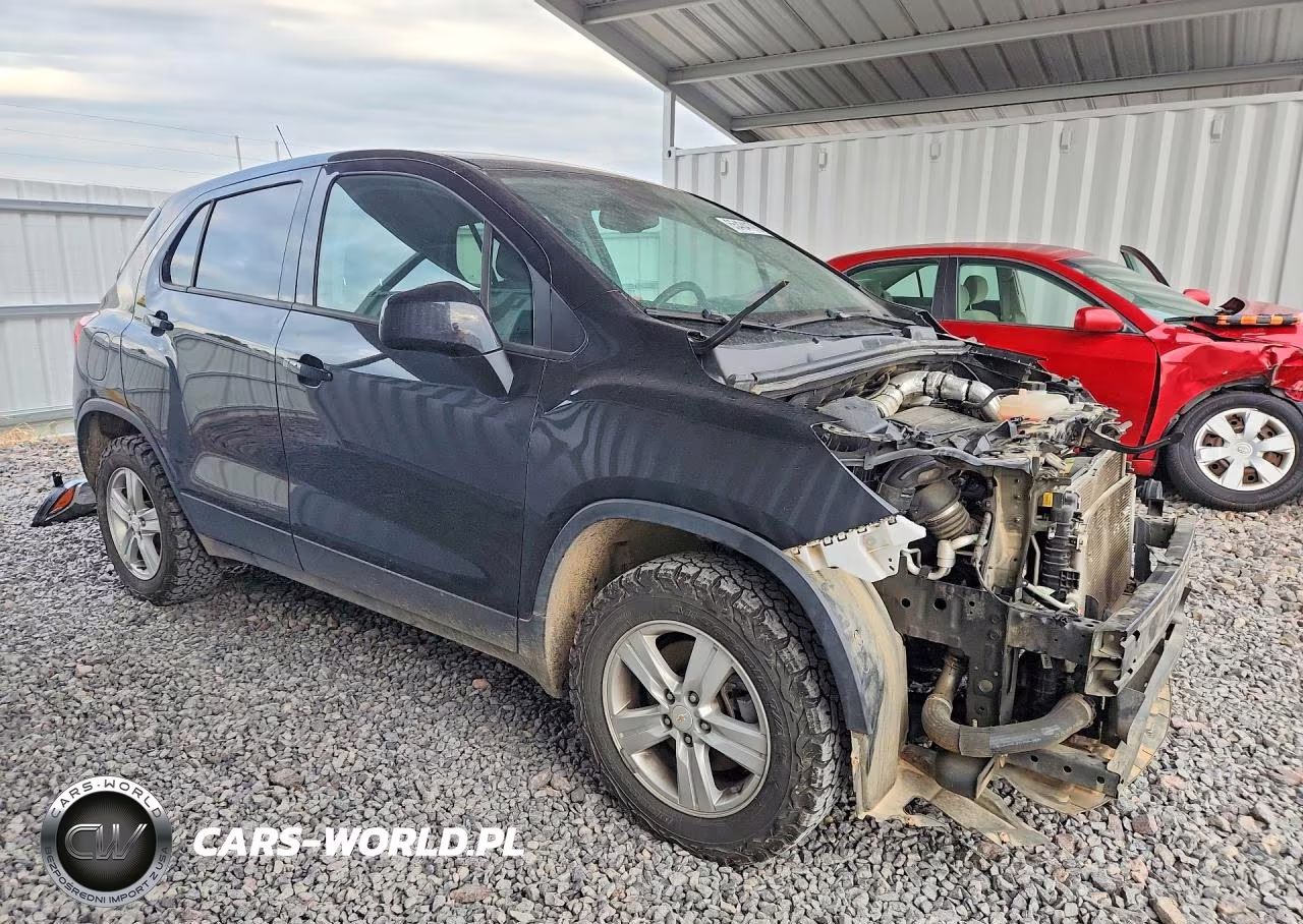 2022 Chevrolet Trax Ls VIN:KL7CJNSM2NB538828 - 4