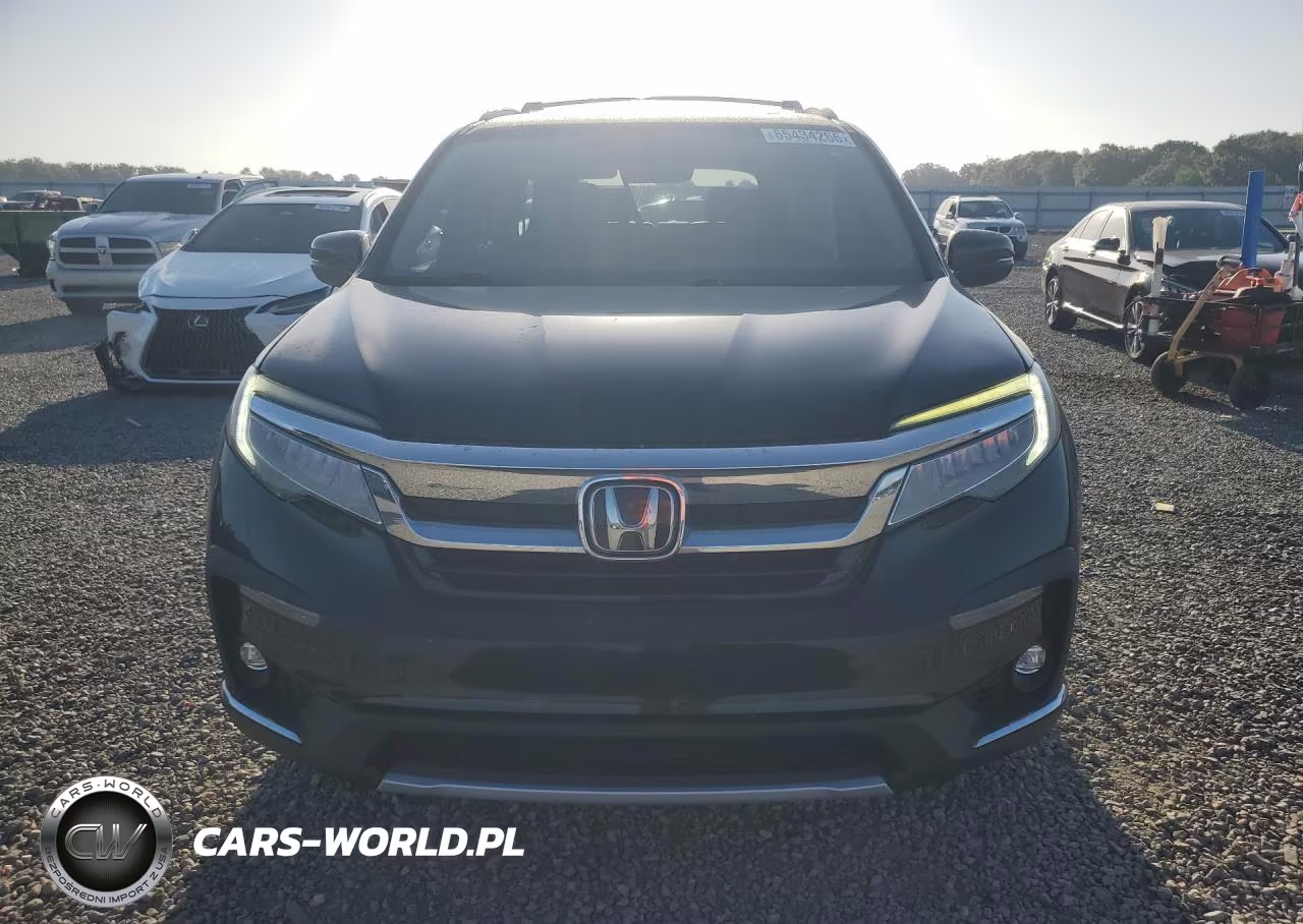 2019 Honda Pilot Touring VIN:5FNYF5H67KB016918 - 5