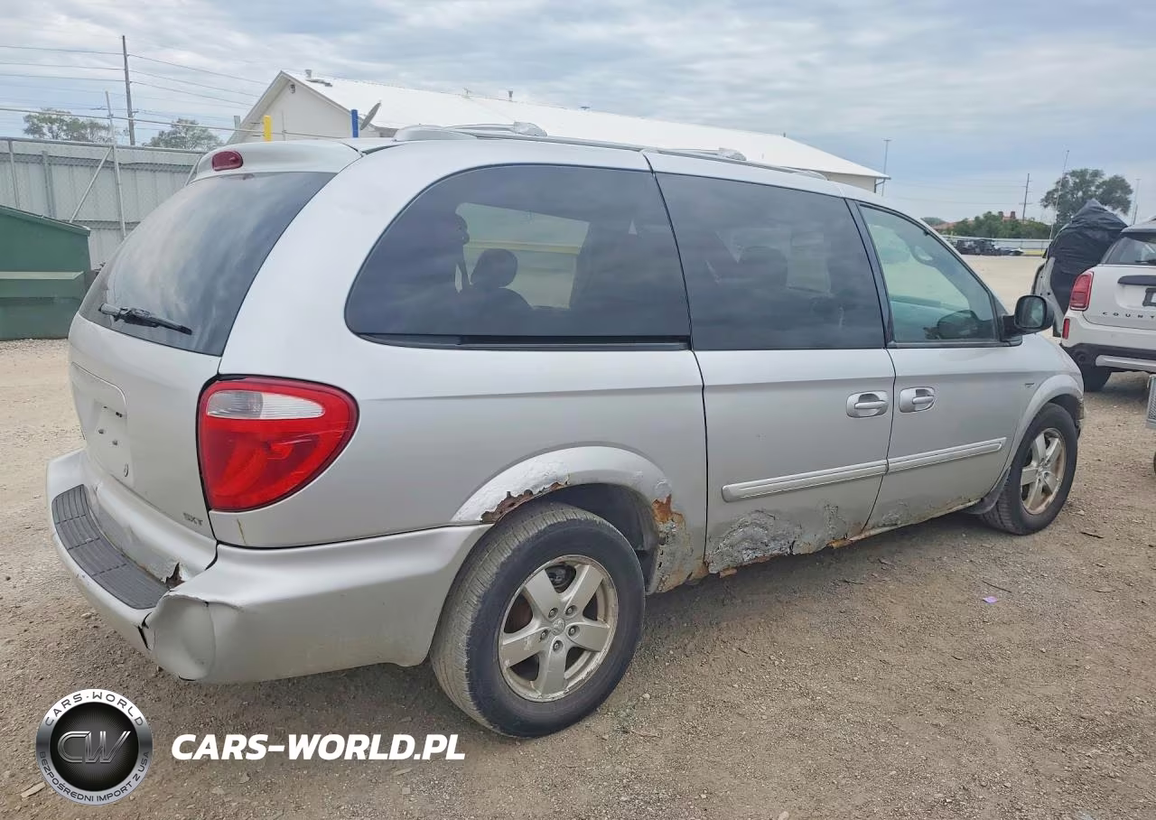 2004 Dodge Grand Caravan Sxt VIN:2D4GP44L34R563810 - 3
