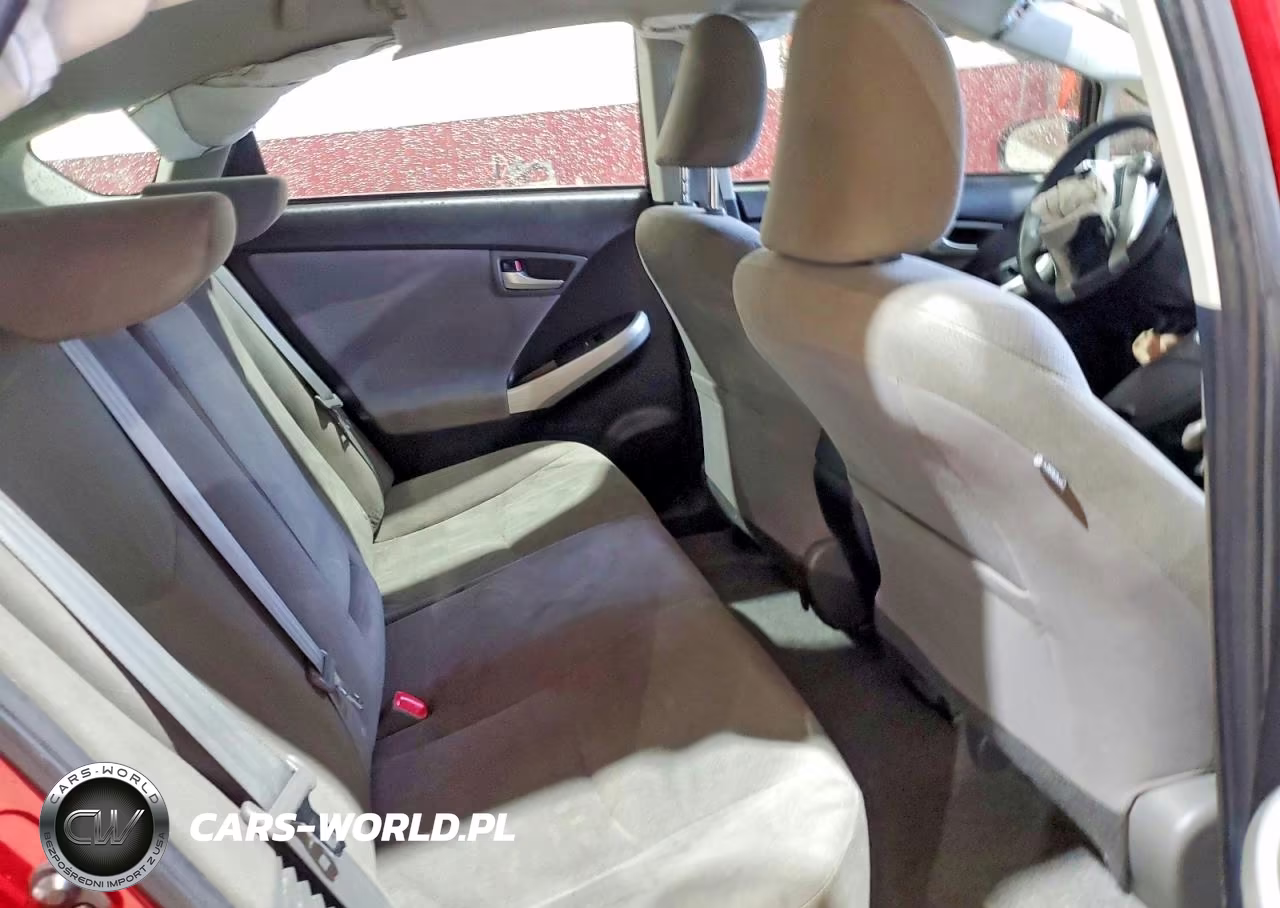 2015 Toyota Prius Three VIN:JTDKN3DU9F0424925 - 10