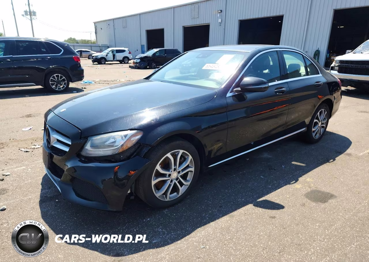 2016 Mercedes-Benz C 300 4Matic – zdjęcie 1 z 12