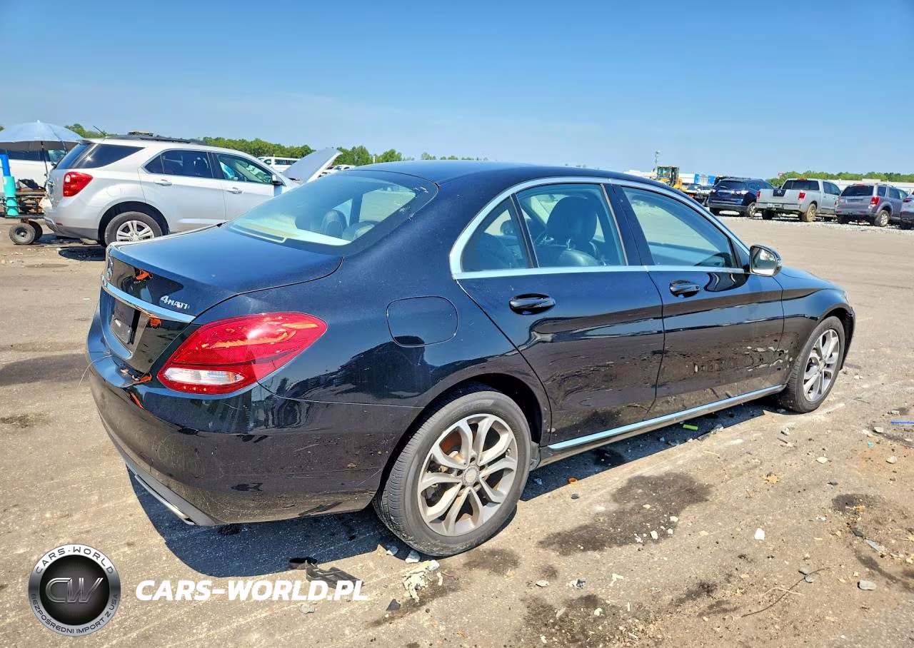 2016 Mercedes-Benz C 300 4Matic VIN:55SWF4KB4GU123020 - 3