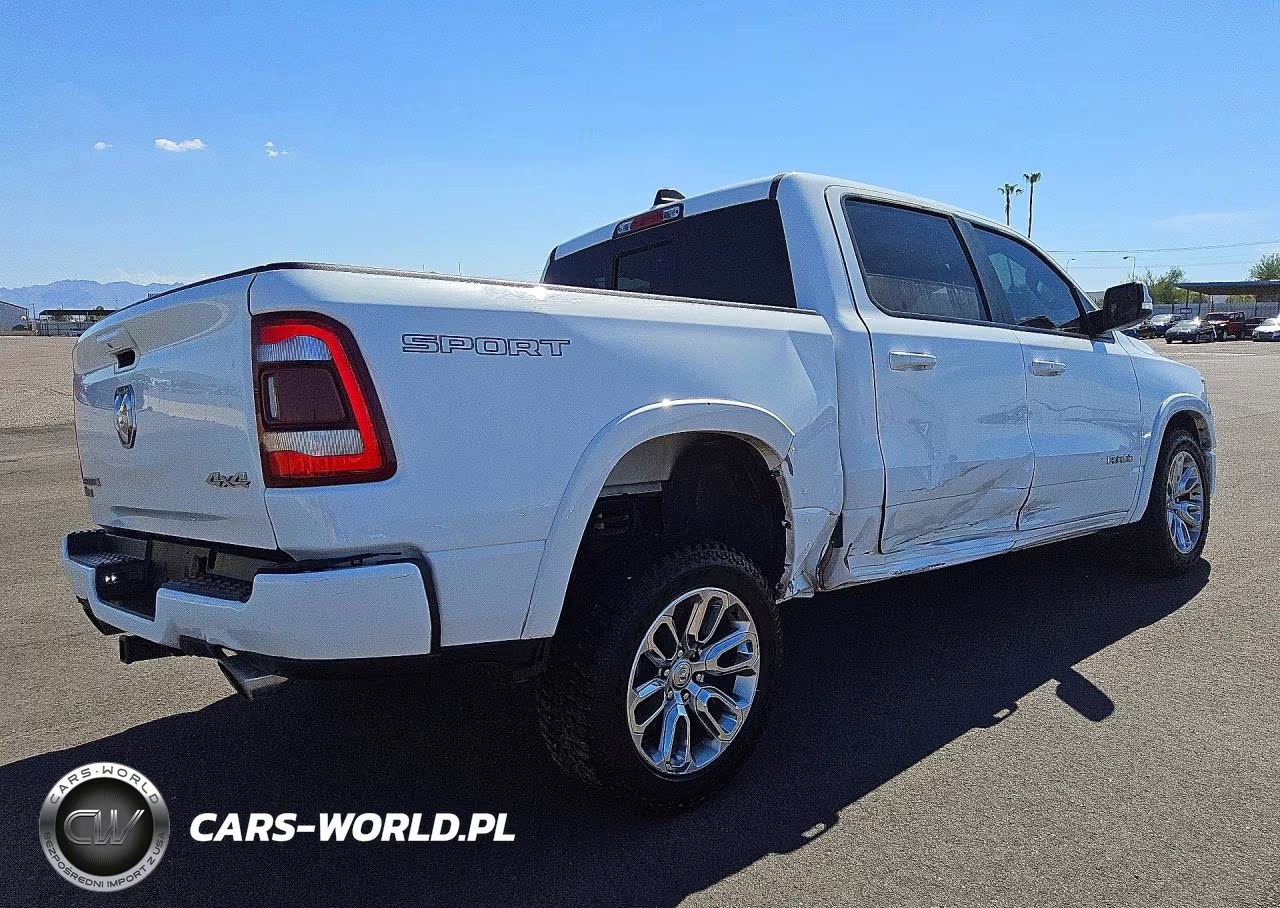 2022 Ram 1500 Laramie VIN:1C6SRFJT8NN450247 - 3