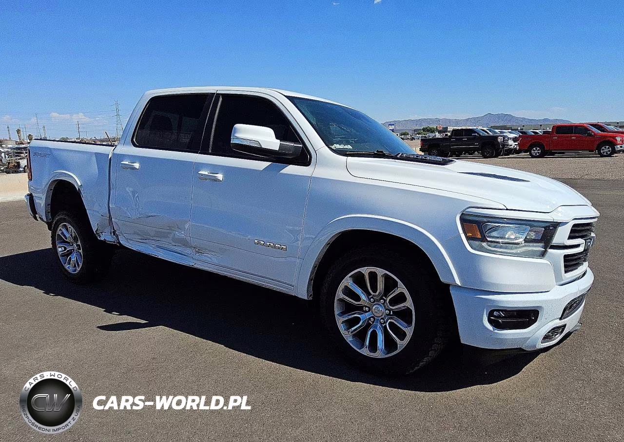2022 Ram 1500 Laramie VIN:1C6SRFJT8NN450247 - 4