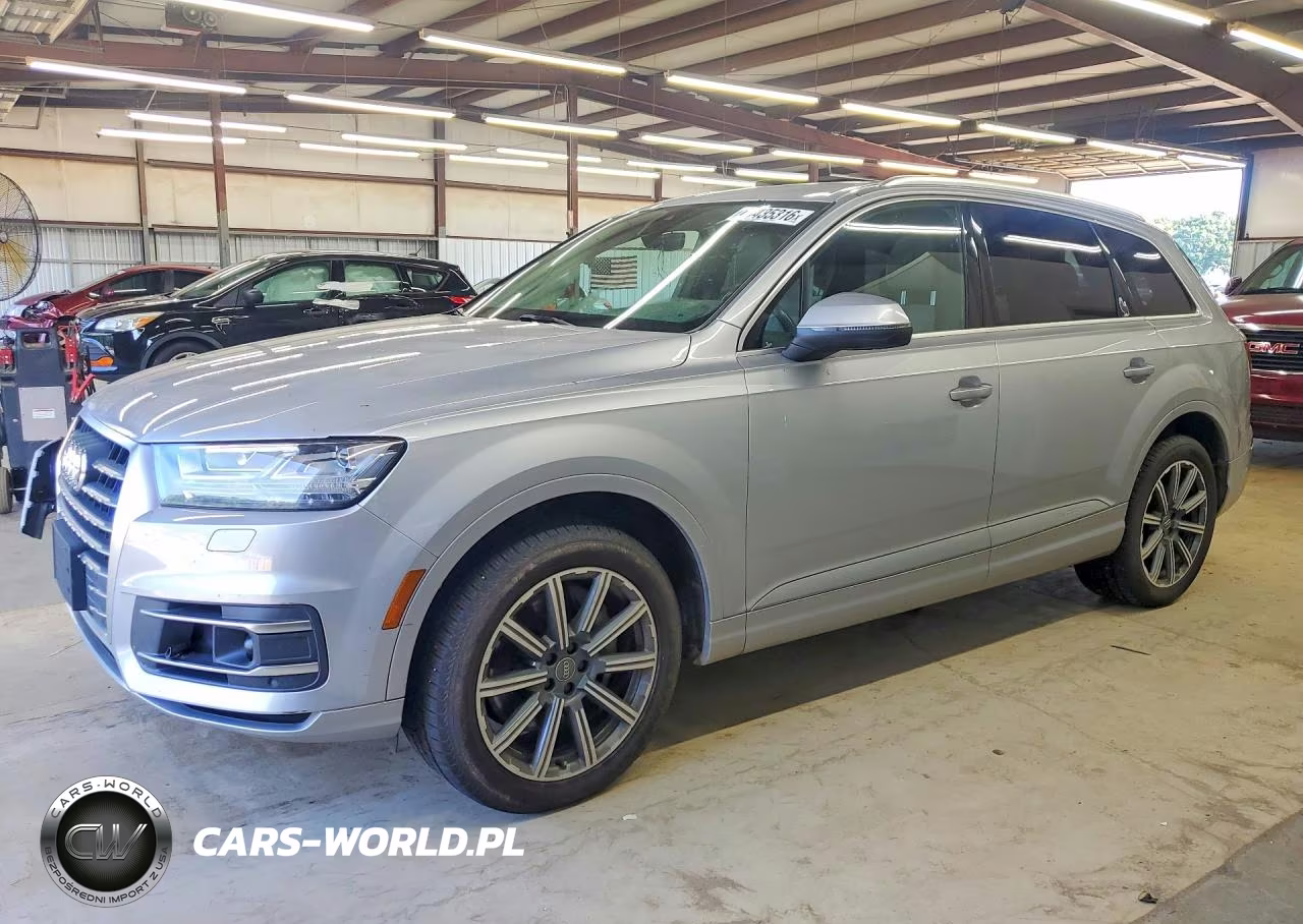 2017 Audi Q7 Prestige VIN:WA1VAAF77HD054827 - 1