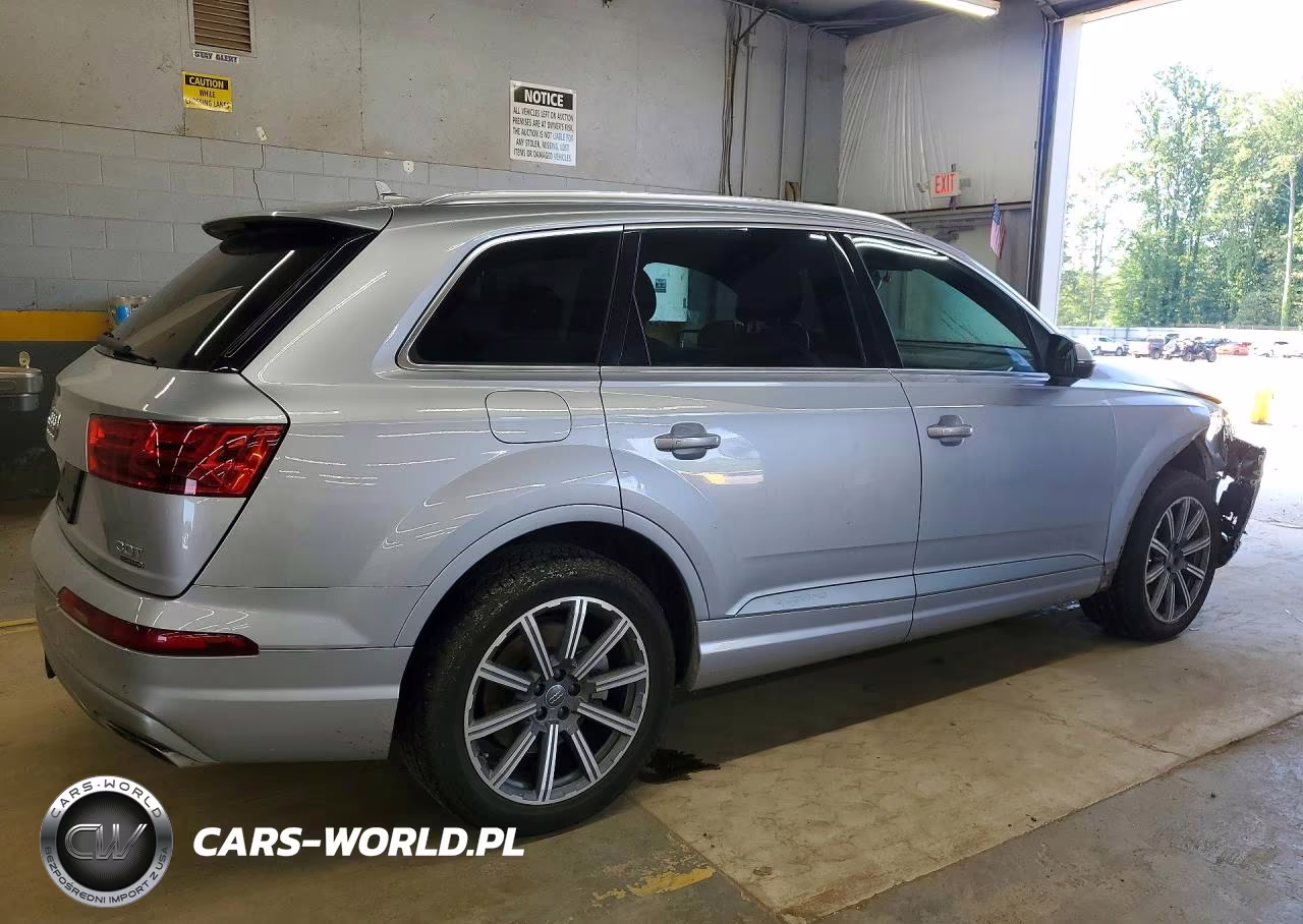 2017 Audi Q7 Prestige VIN:WA1VAAF77HD054827 - 3