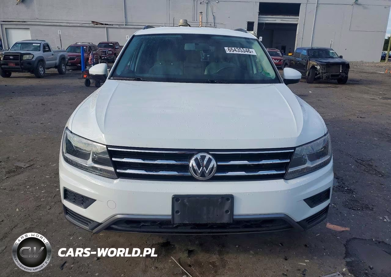 2018 Volkswagen Tiguan S VIN:3VV0B7AX3JM045643 - 5