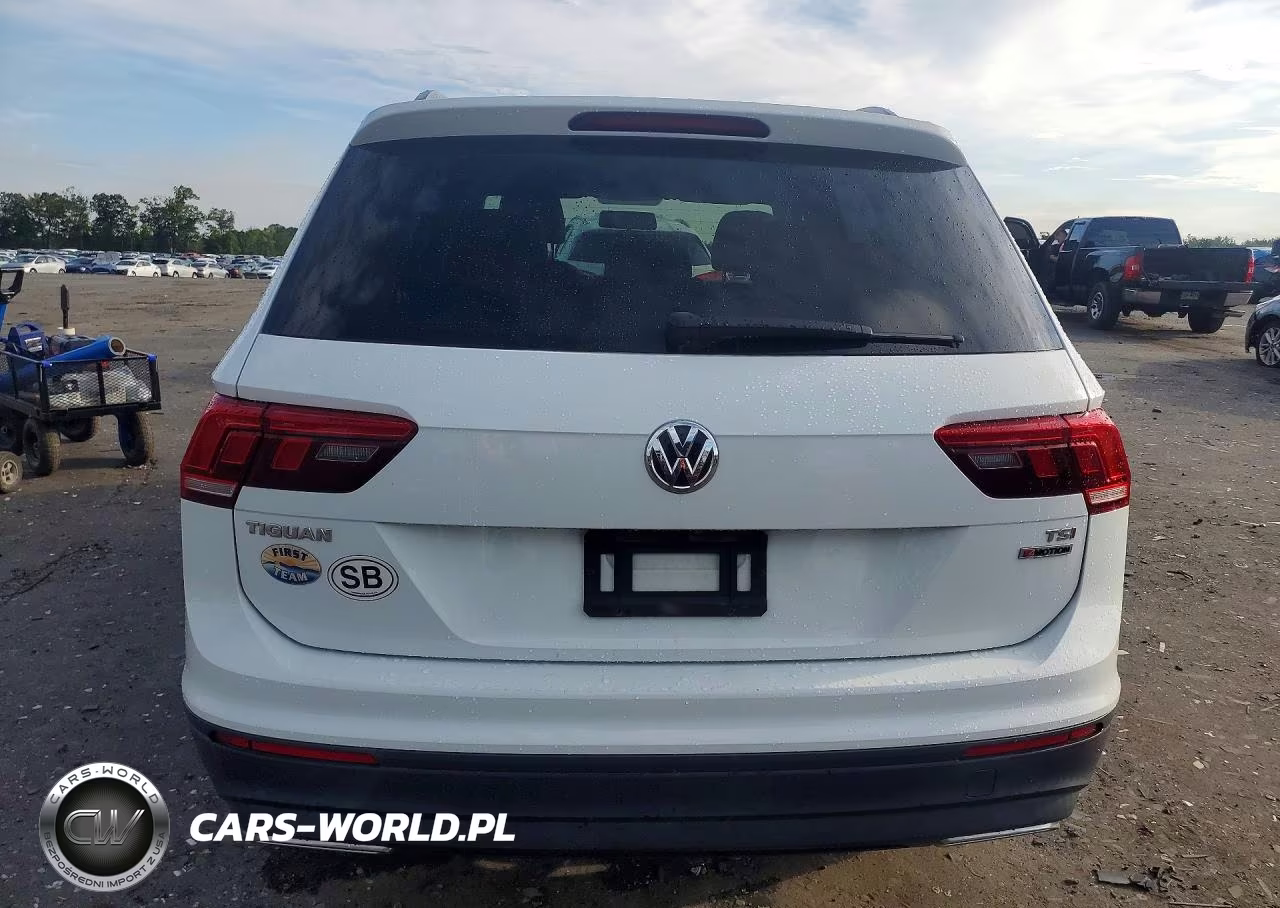2018 Volkswagen Tiguan S VIN:3VV0B7AX3JM045643 - 6