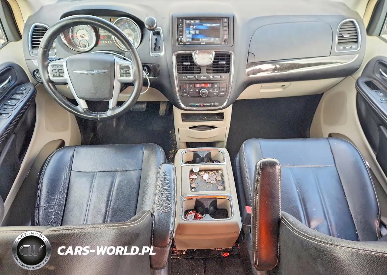 2014 Chrysler Town & Country Touring VIN:2C4RC1BG1ER174705 - 8