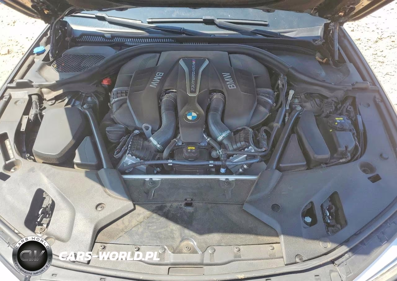 2018 BMW M550Xi VIN:WBAJB9C53JB287461 - 11