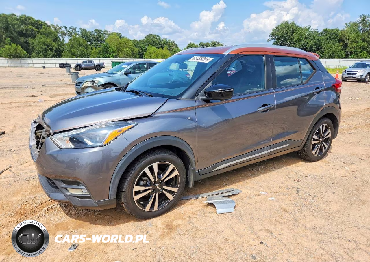 2019 Nissan Kicks Sr
