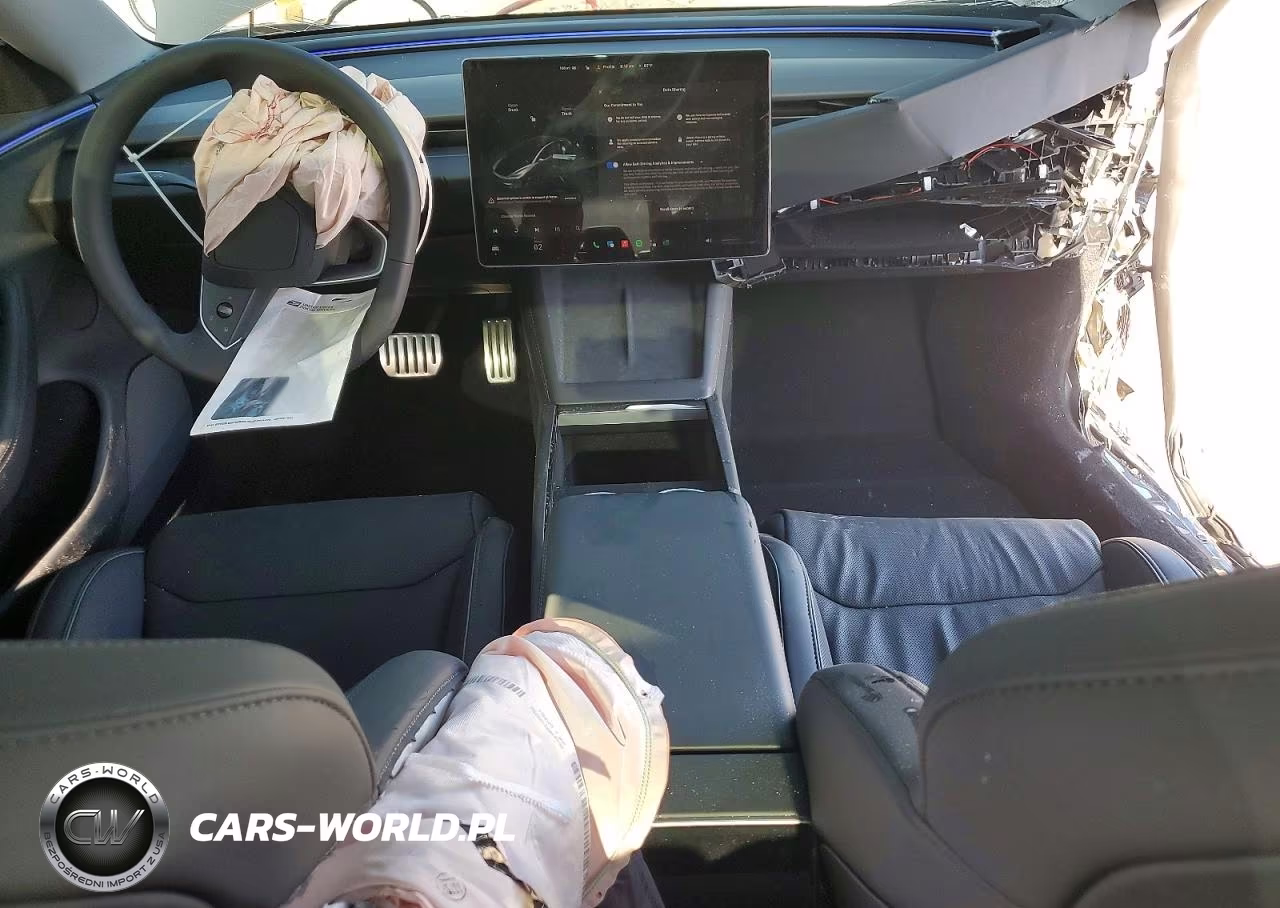 2026 Tesla Model 3 VIN:5YJ3E1ETXTF206312 - 8
