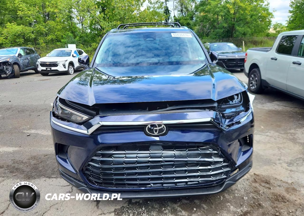 2026 Toyota Grand Highlander Xle VIN:5TDAAAB55TS133855 - 5